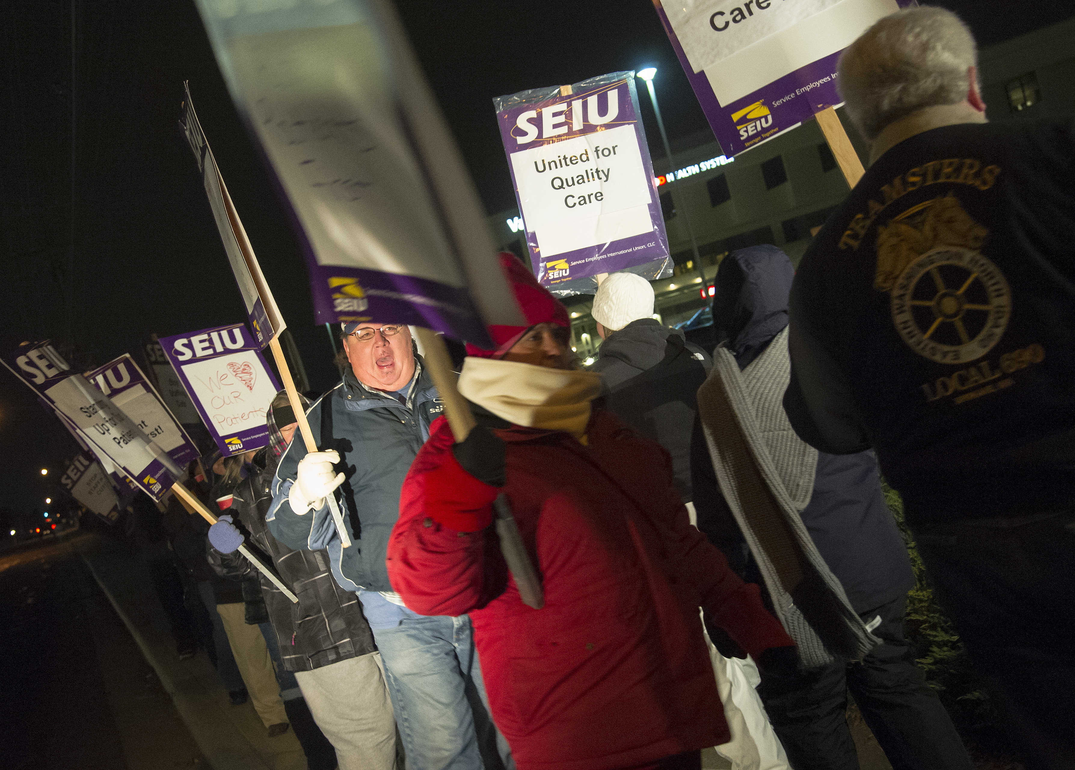 SEIU 1199NW union members picket outside of Valley Hospital Thursday morning.
