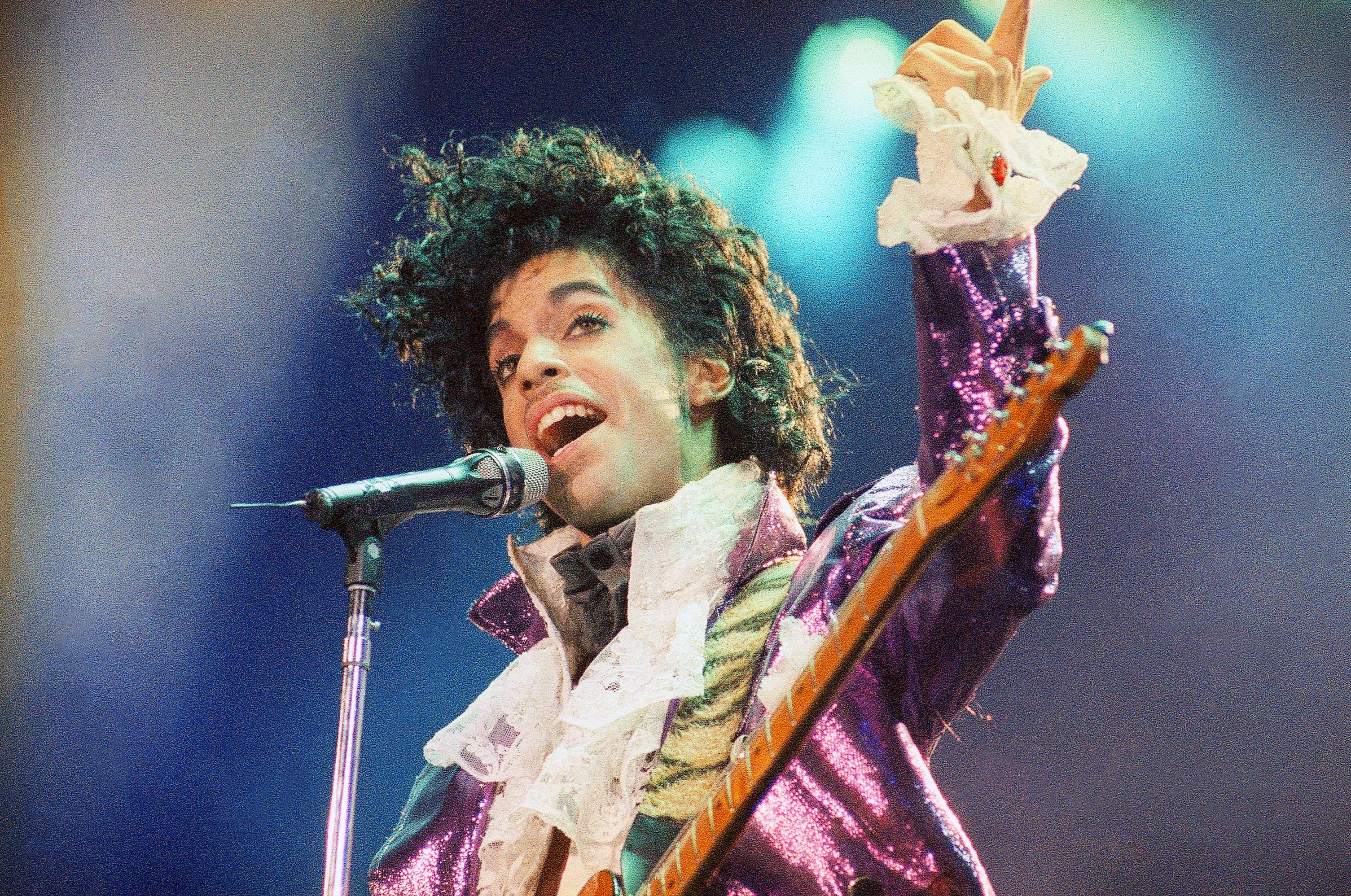 Prince death: Authorities investigating whether musician died of an overdose