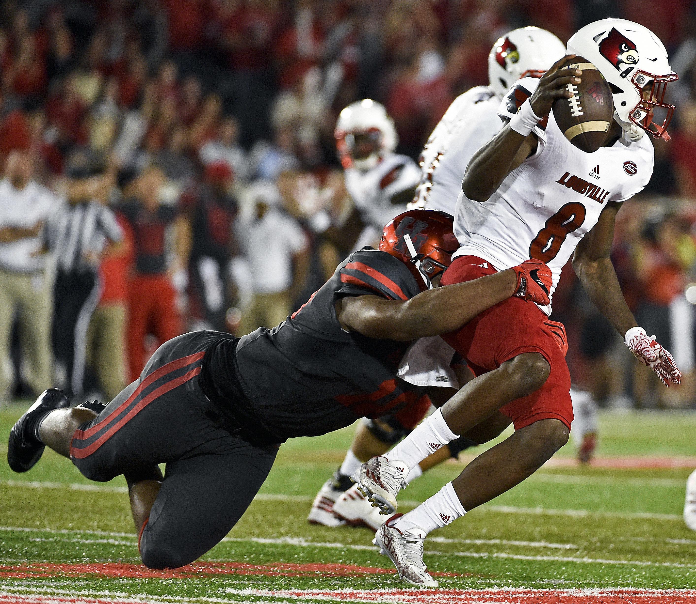 Top 25 College Football Capsules: Houston spoils Louisville’s playoff hopes with 36 ...