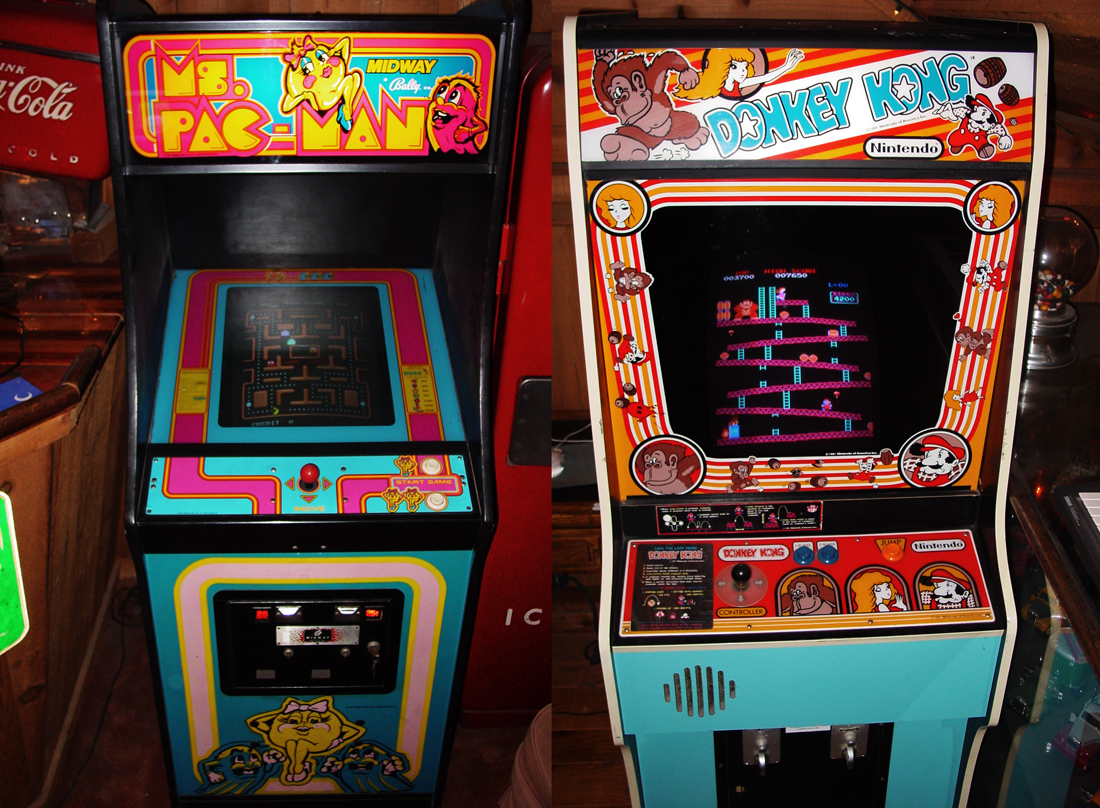 Ms. Pac Man cabinet