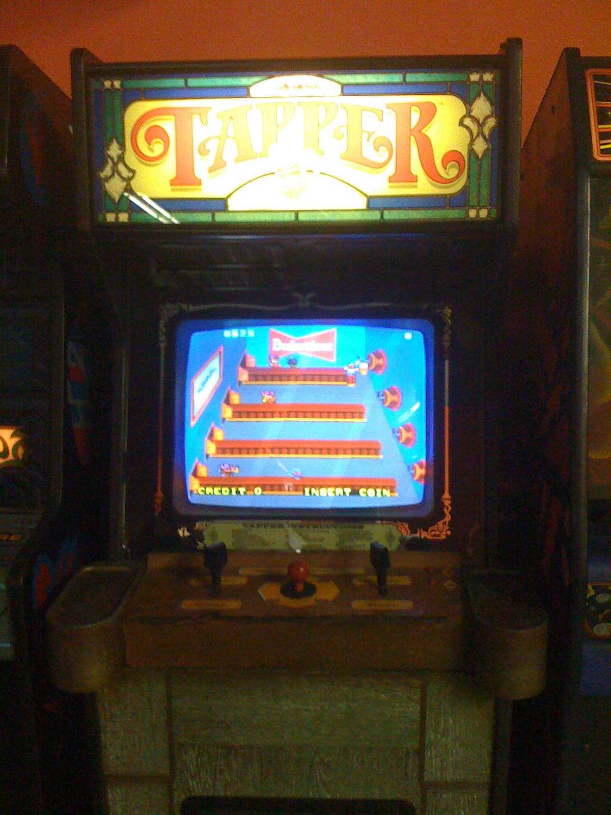 Tapper arcade cabinet