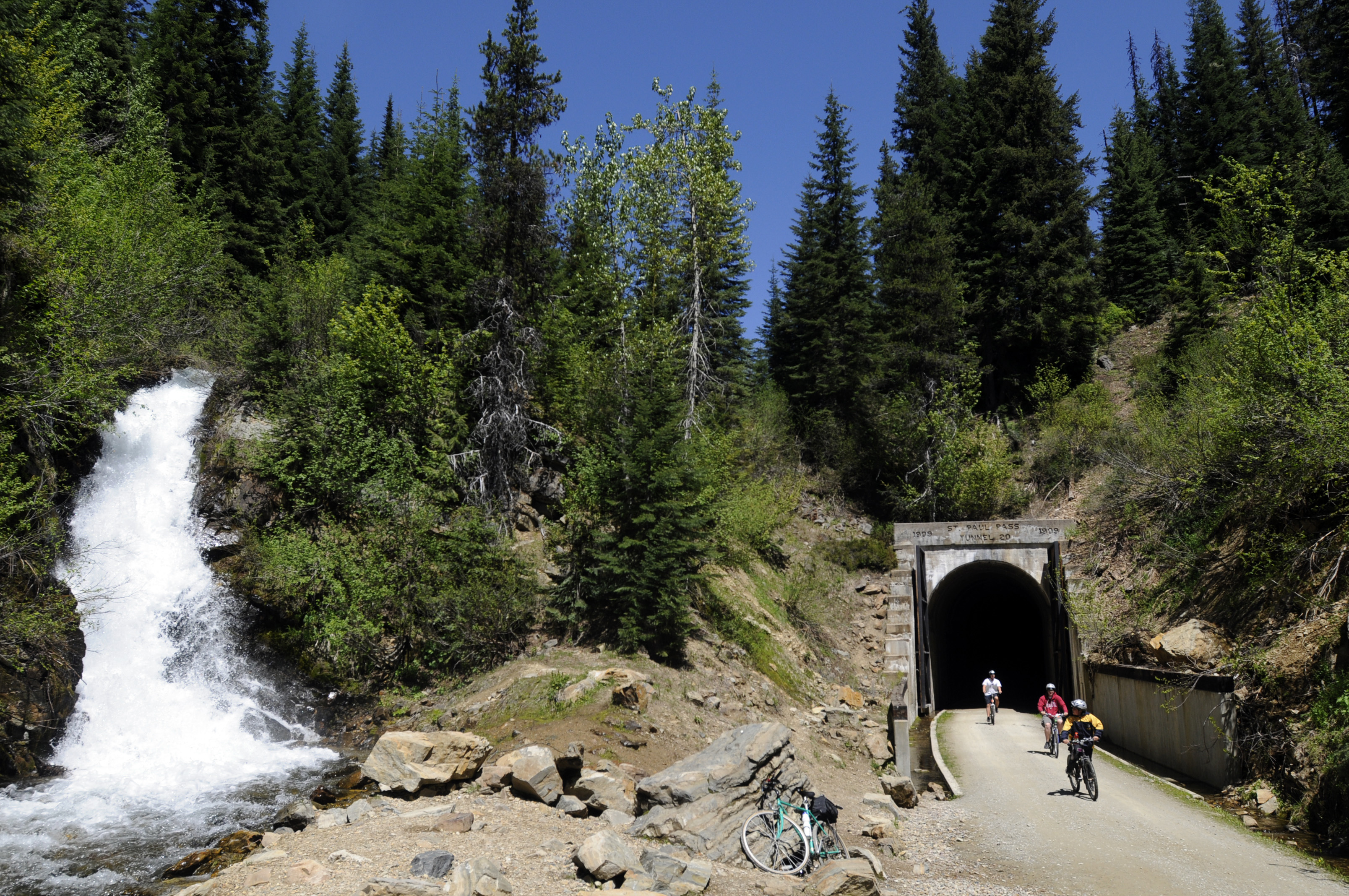 the hiawatha trail