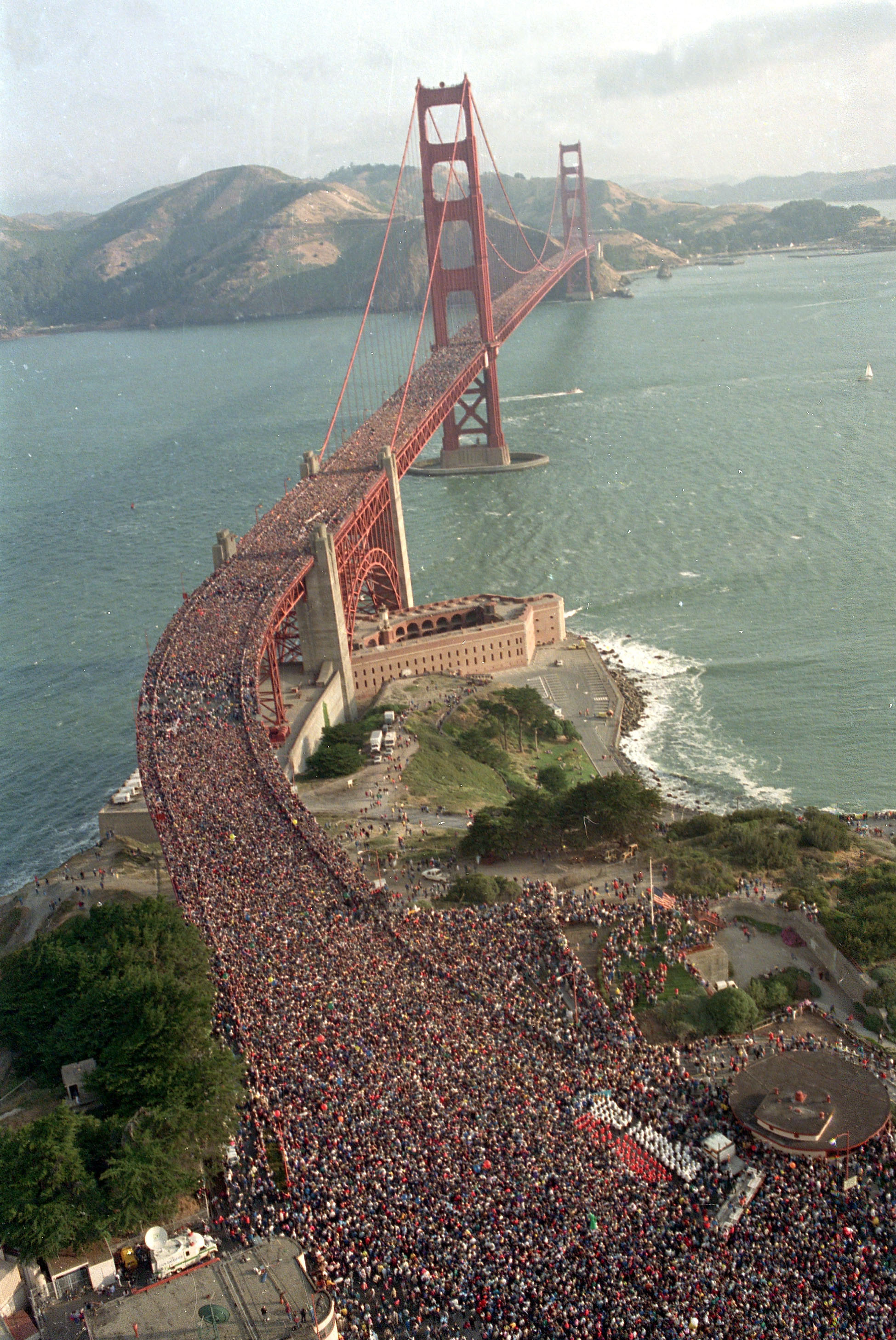 Opening Day Of Golden Gate Bridge San Francisco May 27 1937 911x809