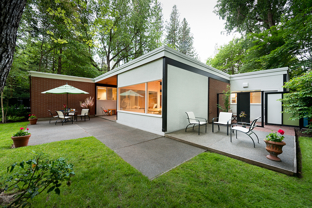 Landmarks: Mid-century modern home featured on historic ...