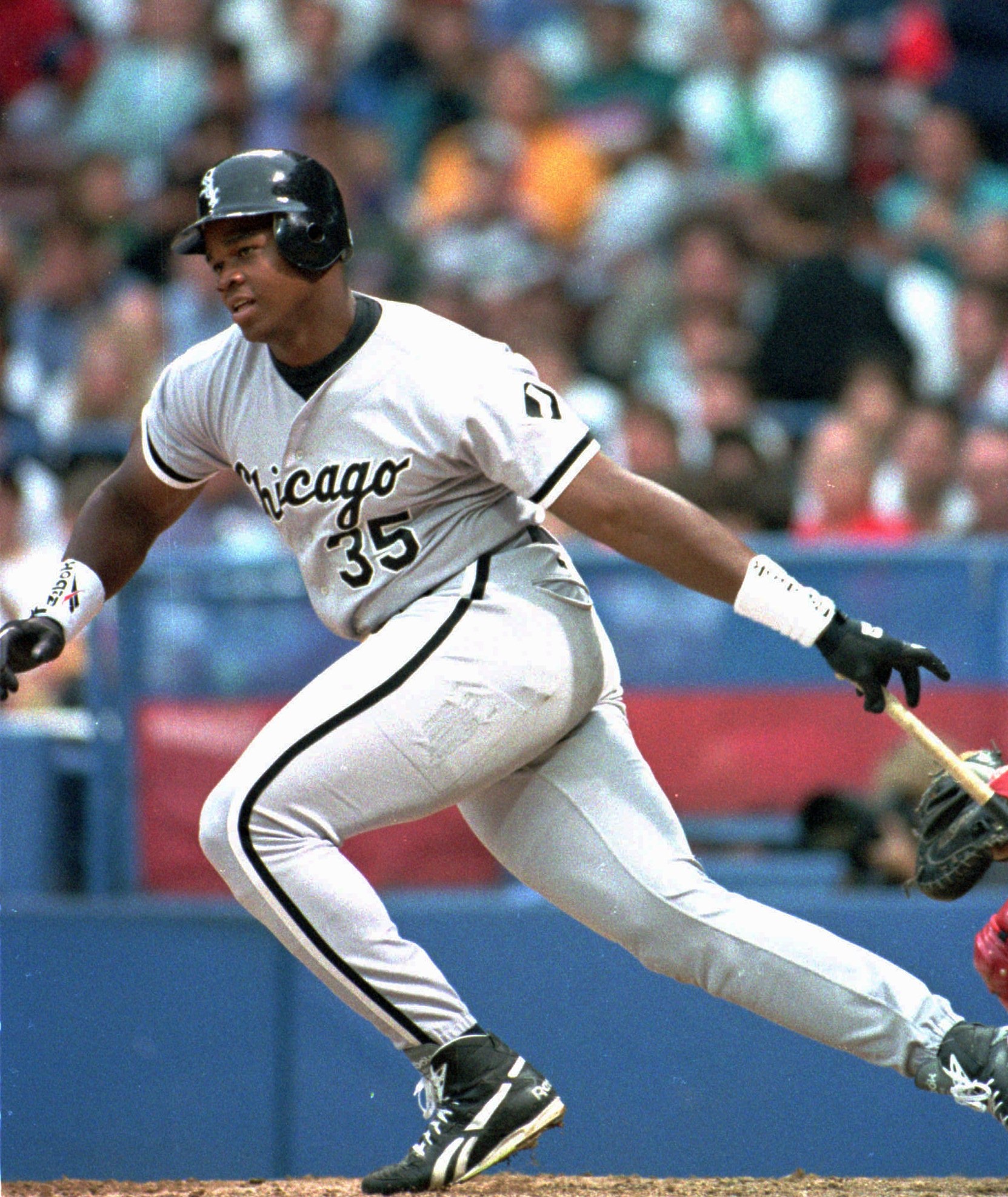 Chicago White Sox' Frank Thomas, batting against Seattle in