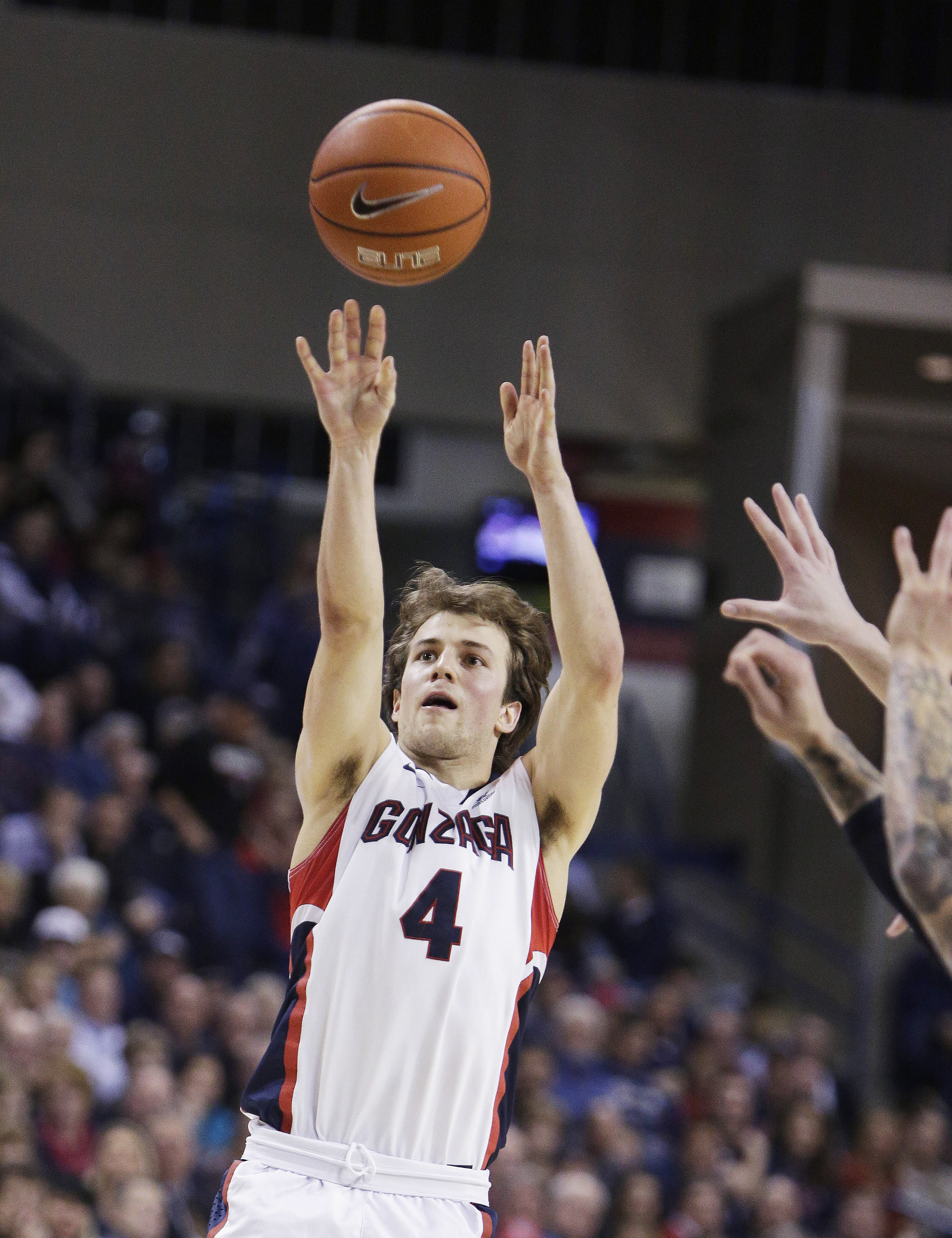 kevin pangos jersey