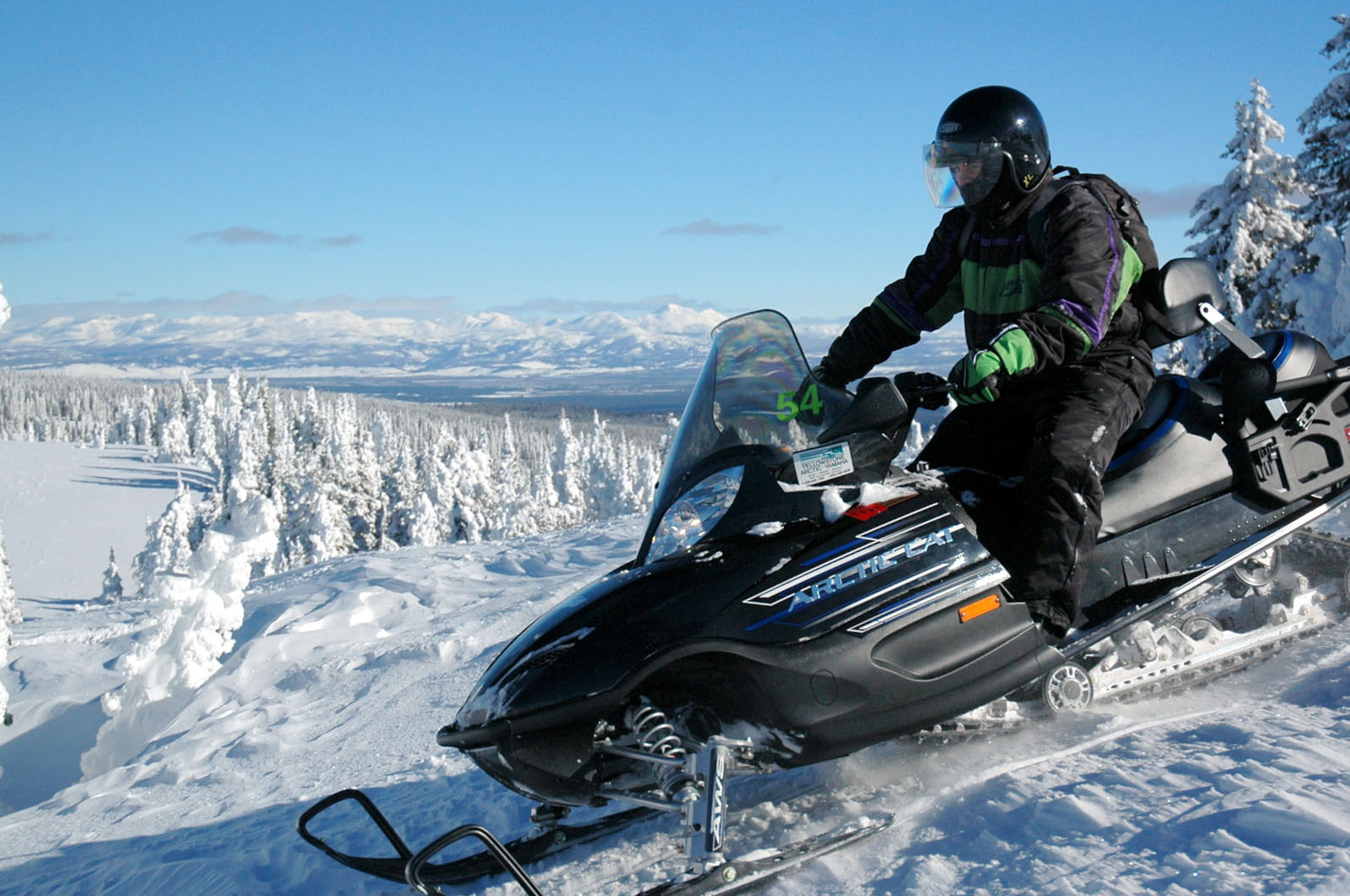 vehicle to travel over snow