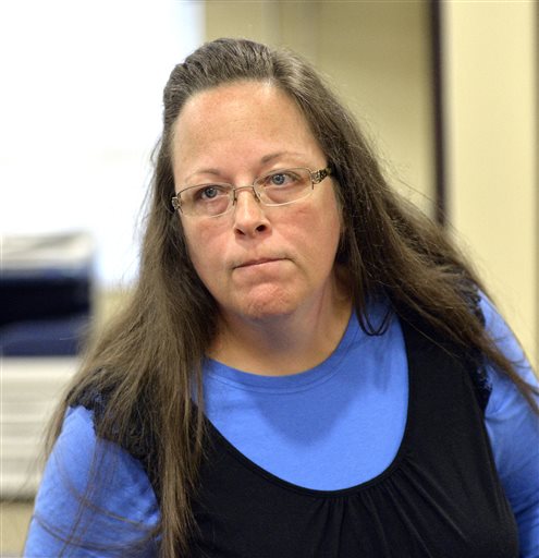 Kentucky Clerk Opposed To Same Sex Marriage Jailed For Refusing 5601