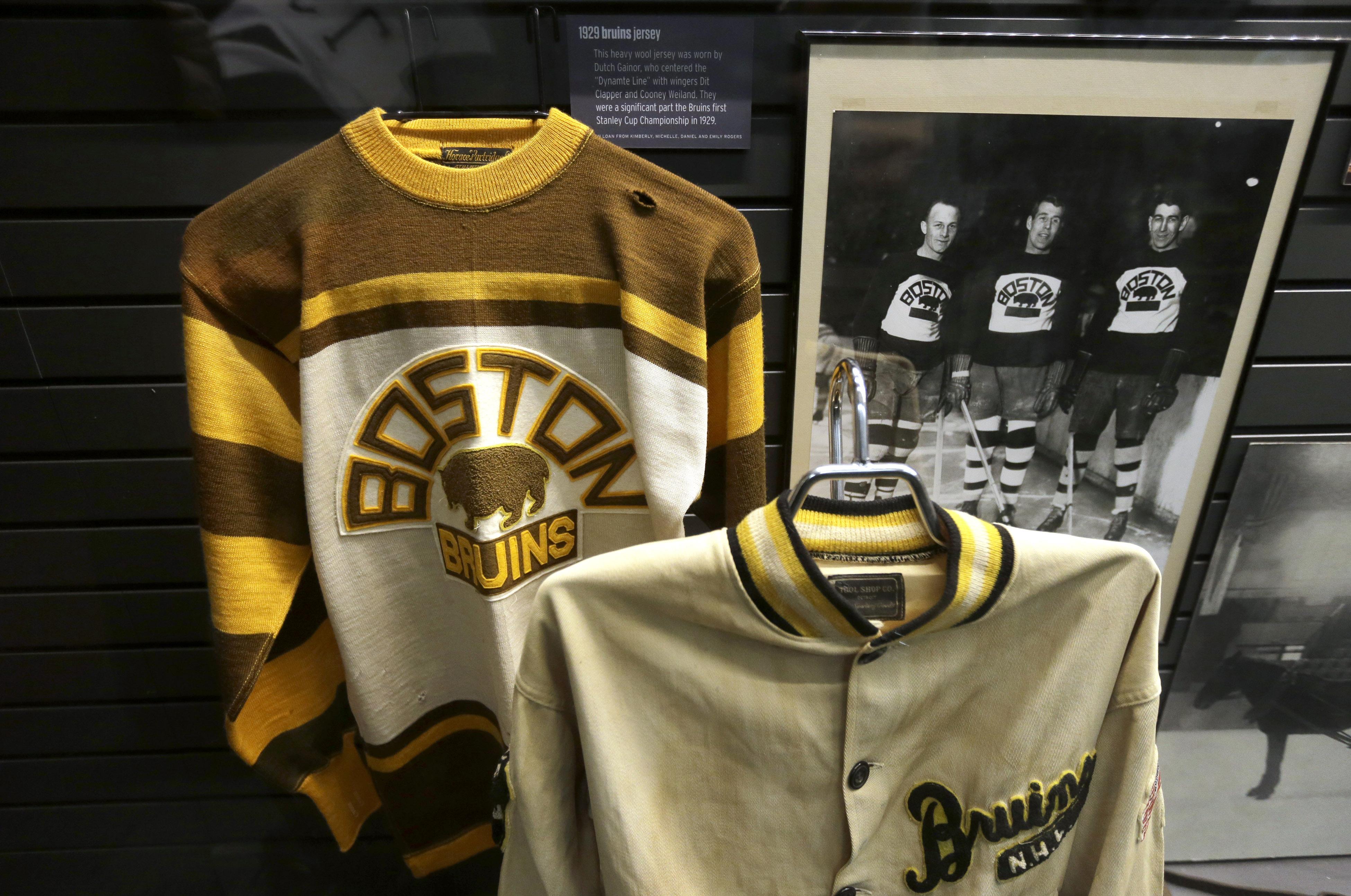 bruins jersey history