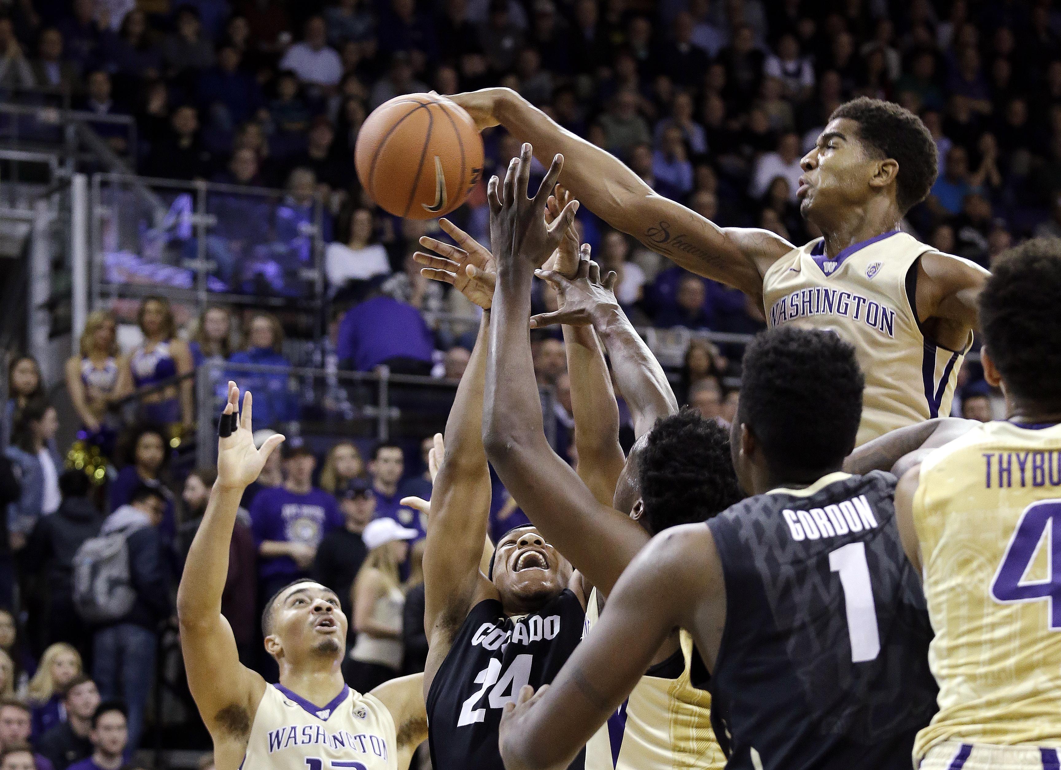 Washington S Marquese Chriss Works To Control Fouls Temper The