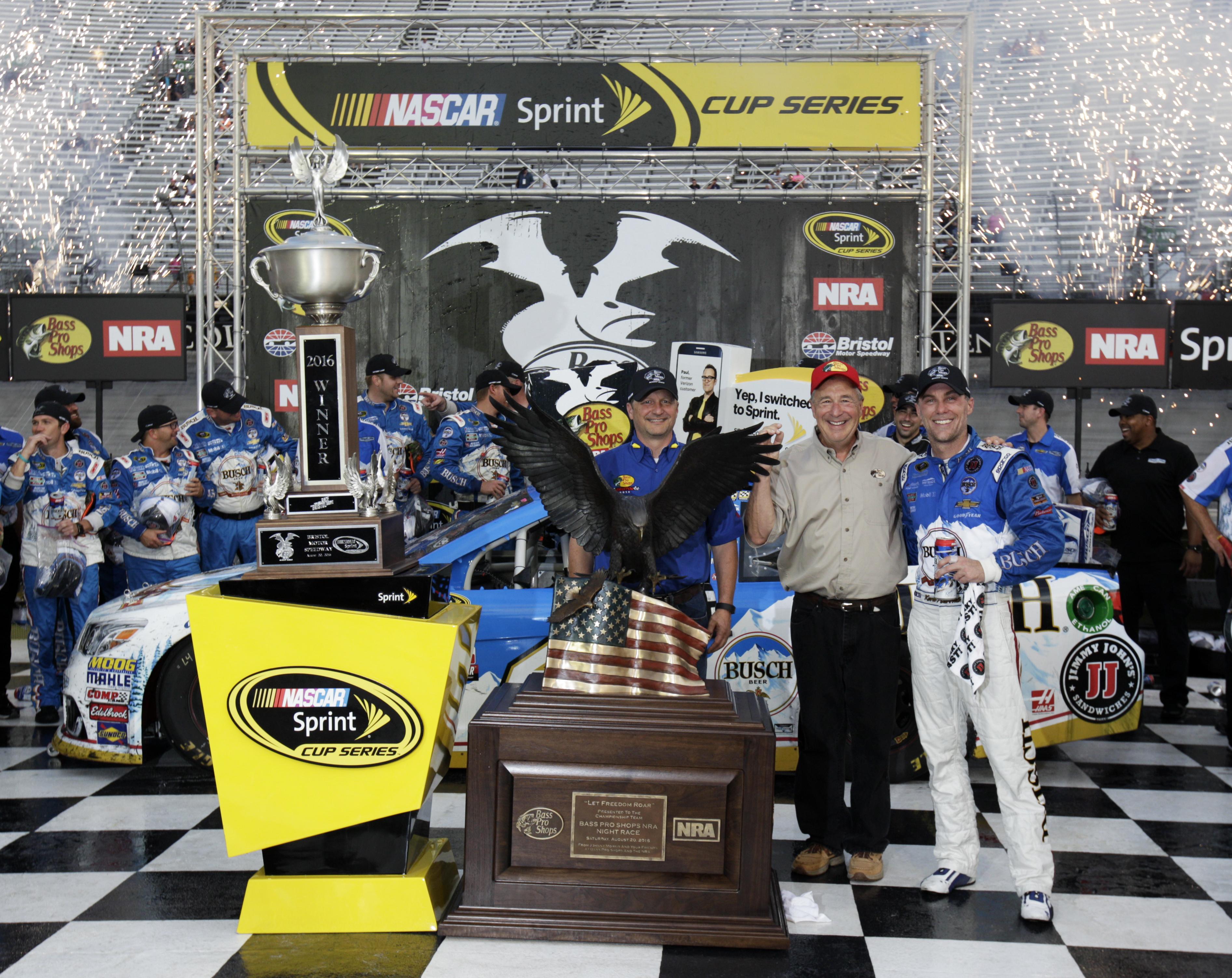 Who Won The Nascar Race In Bristol Tennessee Last Night / And which