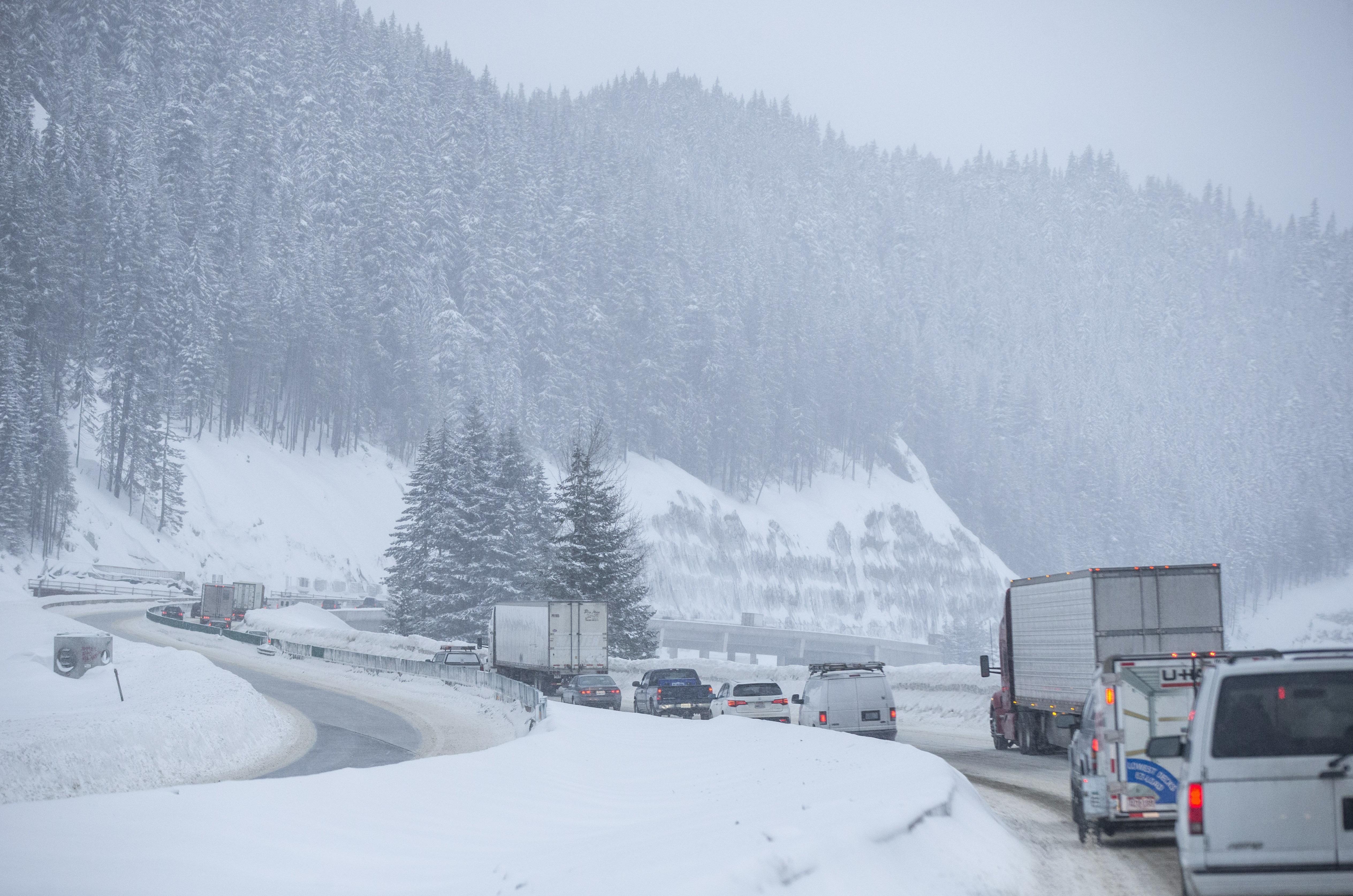 I90 Pass Conditions Washington