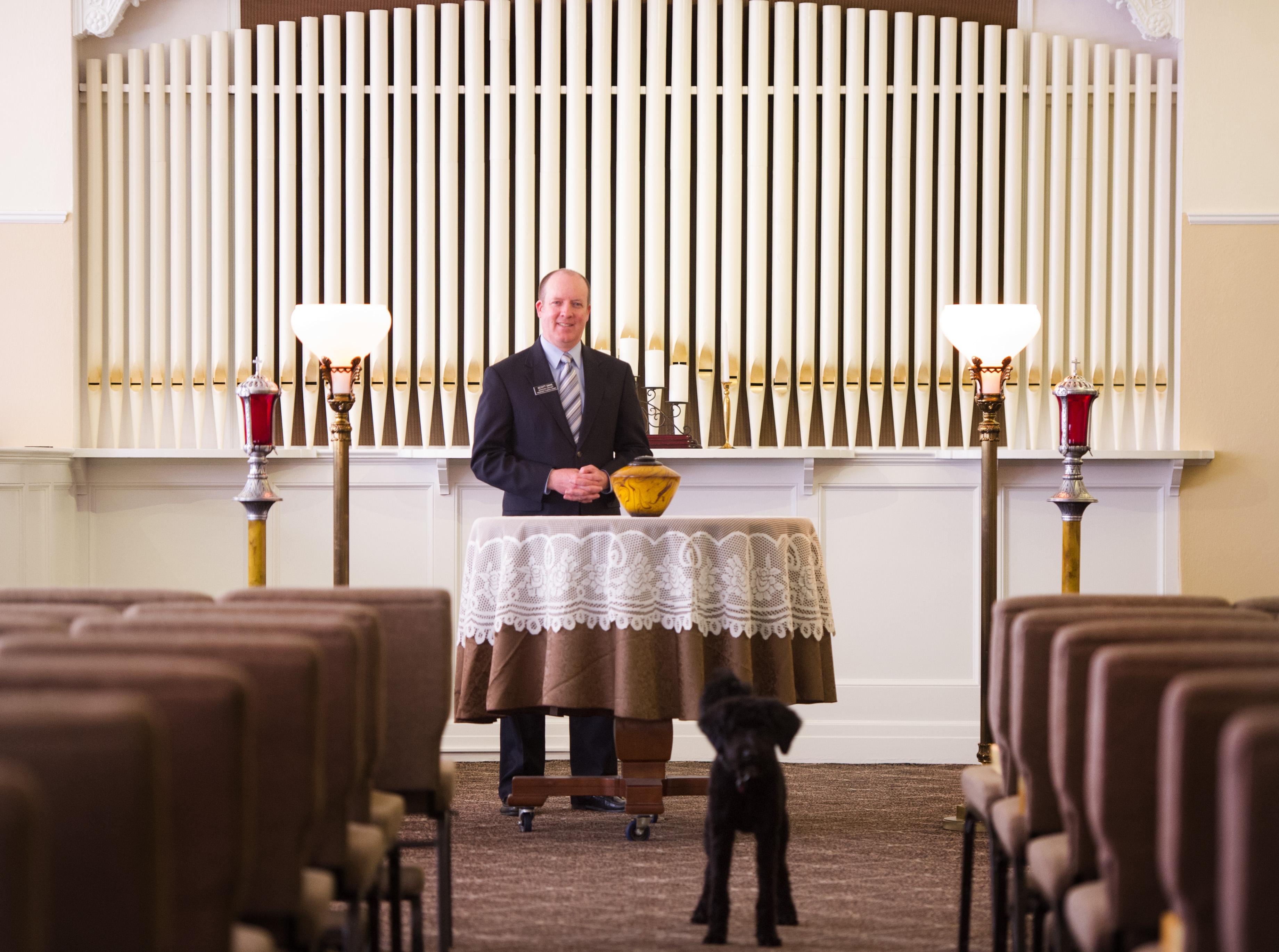 Dahl Funeral Home Egf - ymatar3