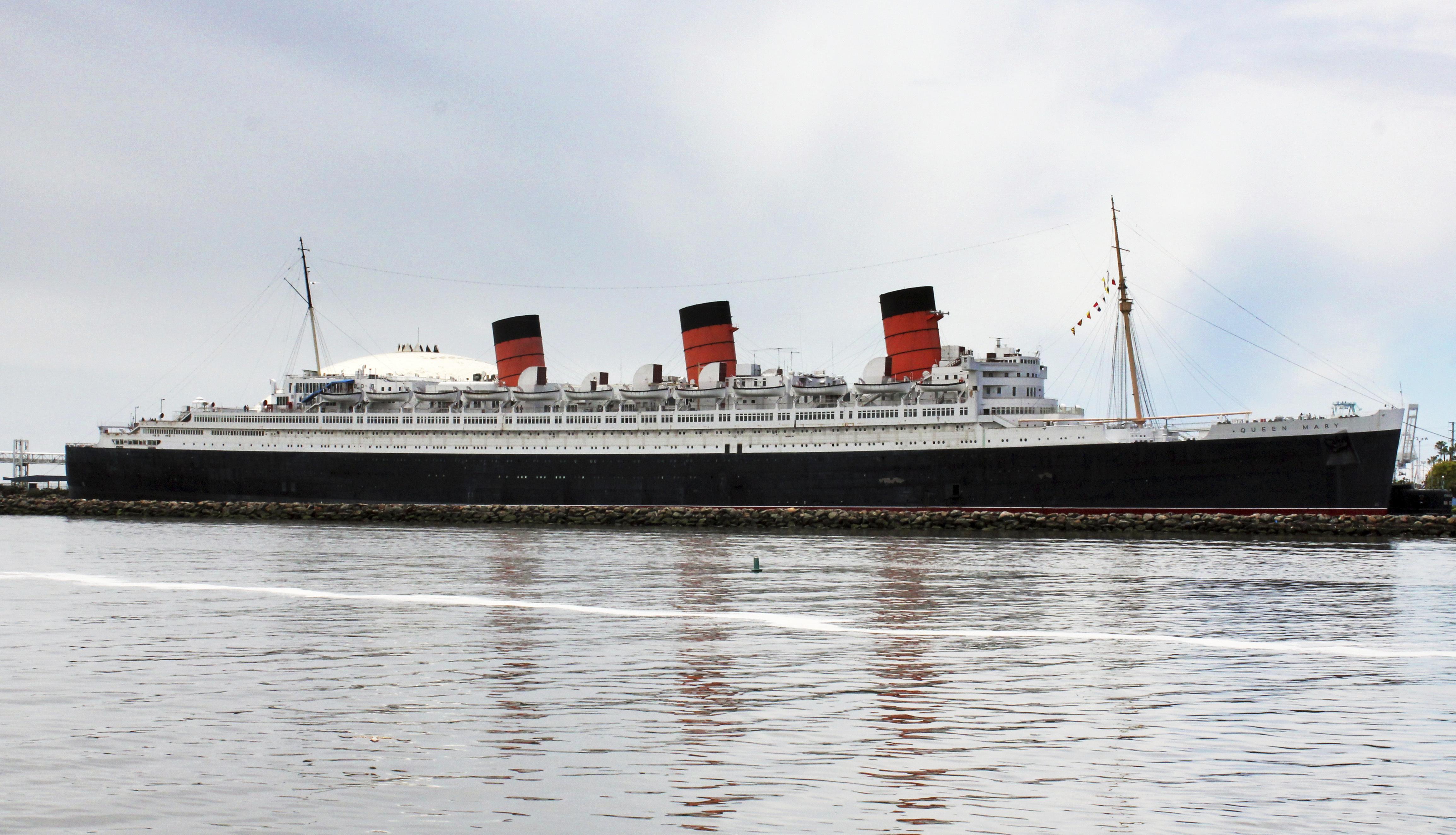 Survey Queen Mary severely rusted, could cost 300M to fix The