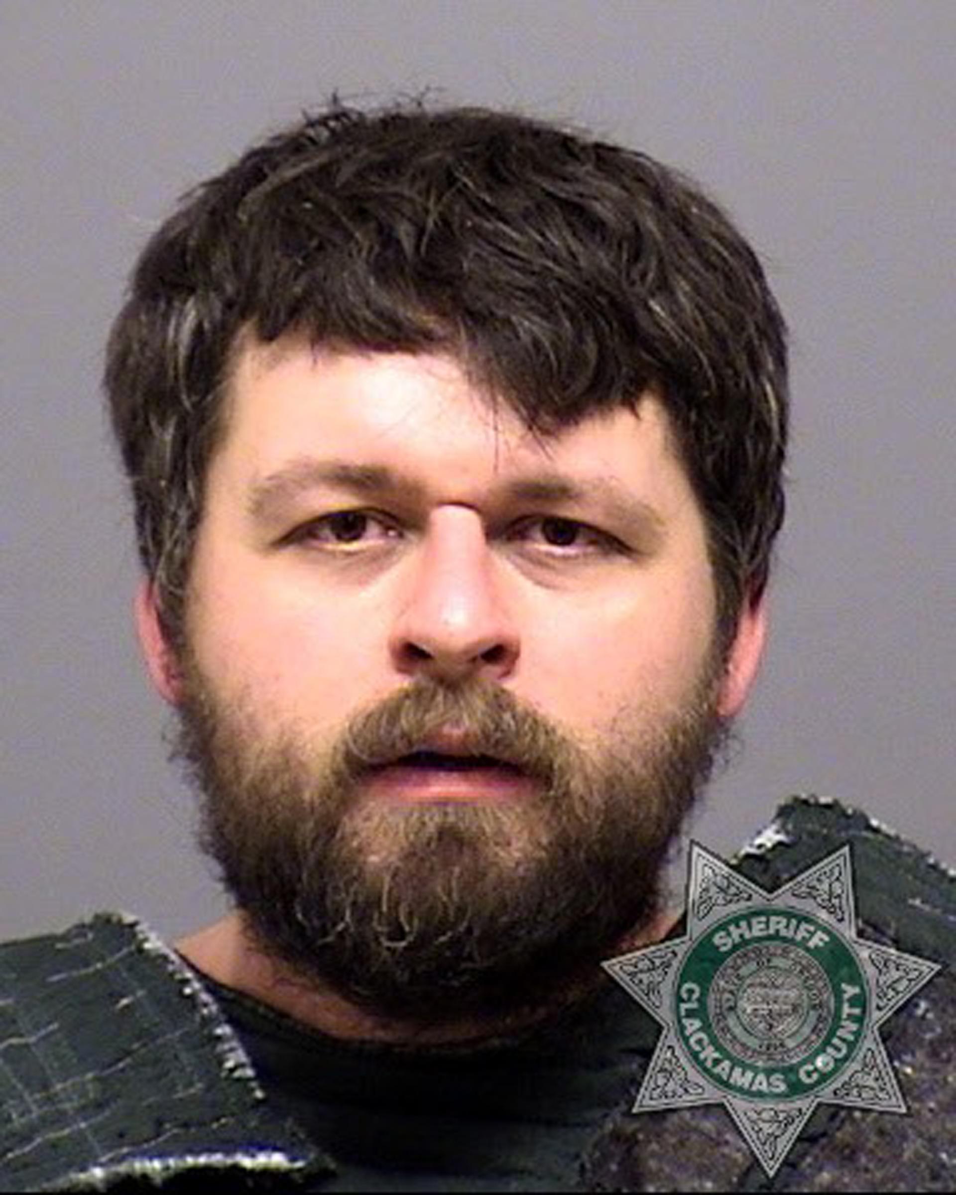 Oregon property owner charged in killings of 2 trespassers | The