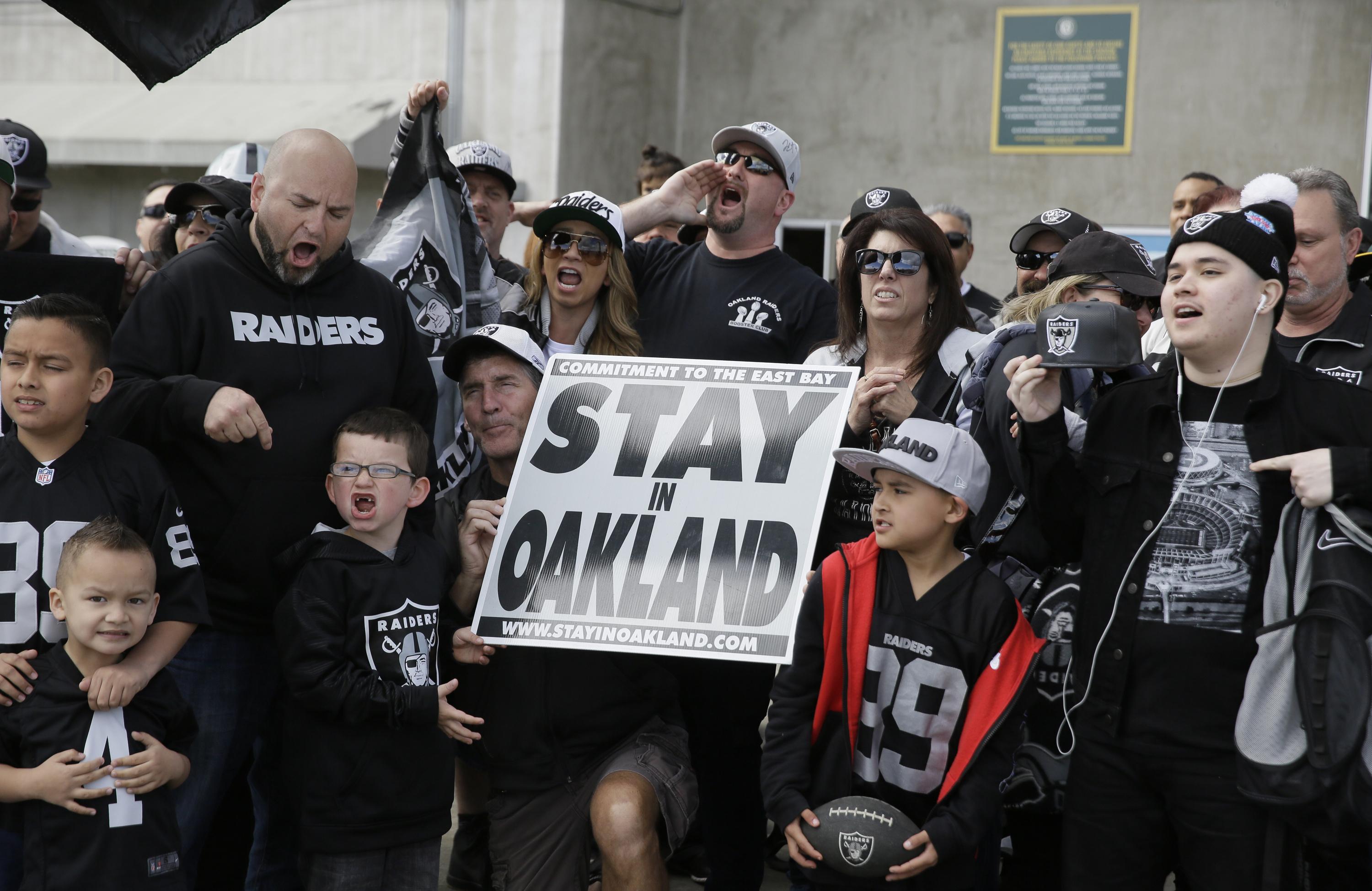 Nfl Meetings Owners Set To Approve Raiders Move To Las