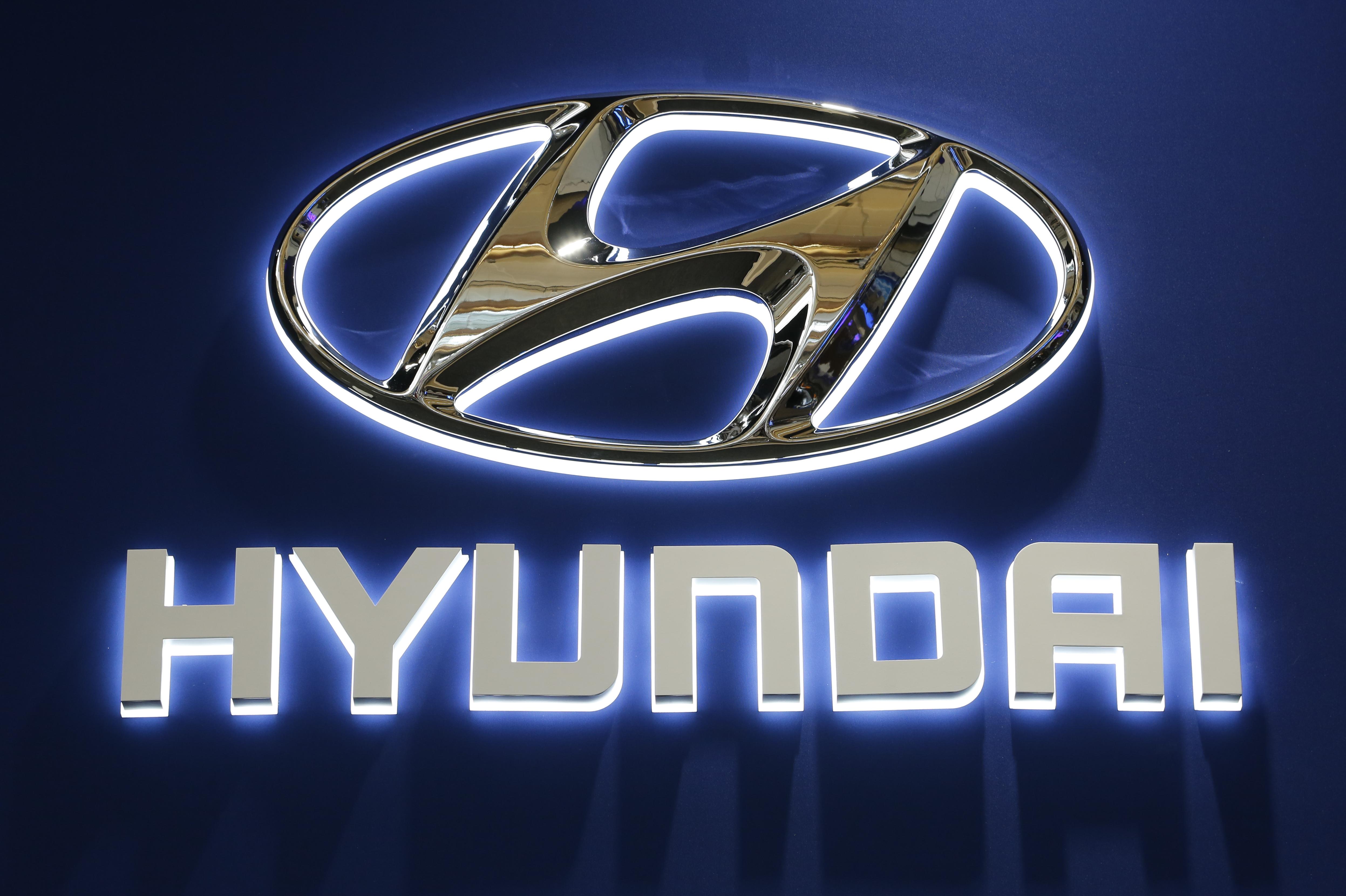 Hyundai recalls Sonatas; air bags may not inflate in crash ...