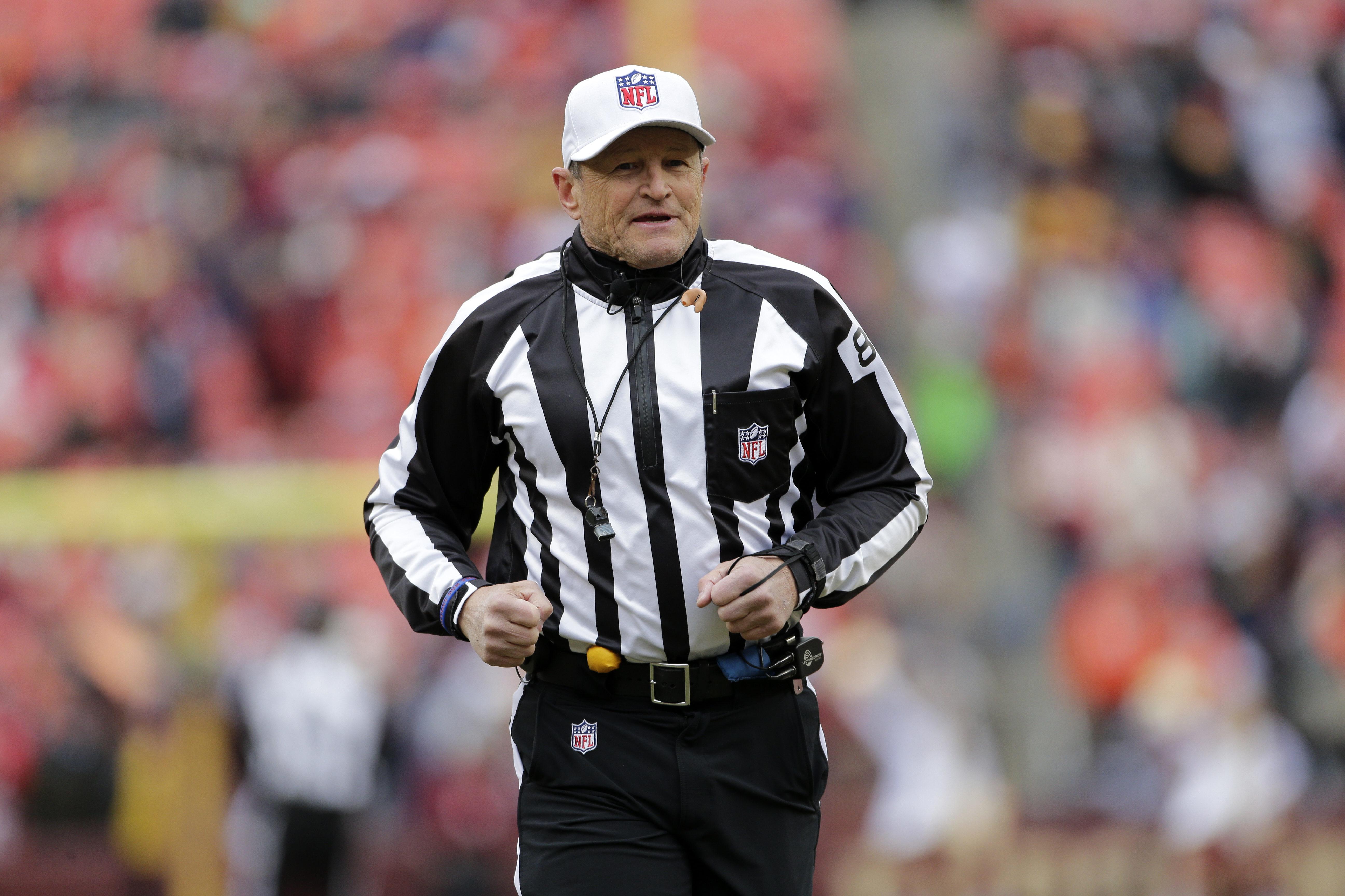 Refs Hochuli Triplette Retire Hochulis Son Replaces Him