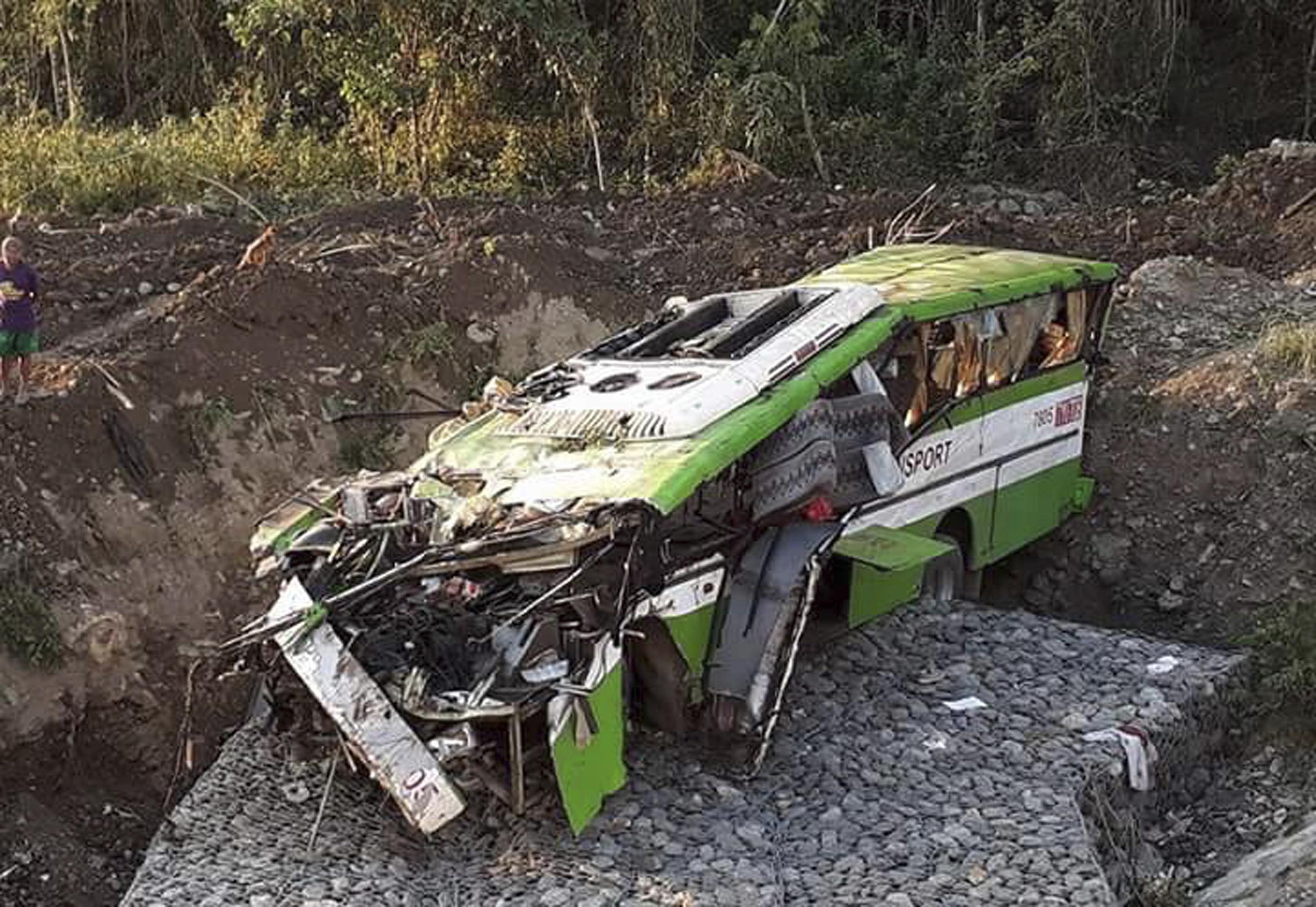 Philippines Bus Crash.JPG 