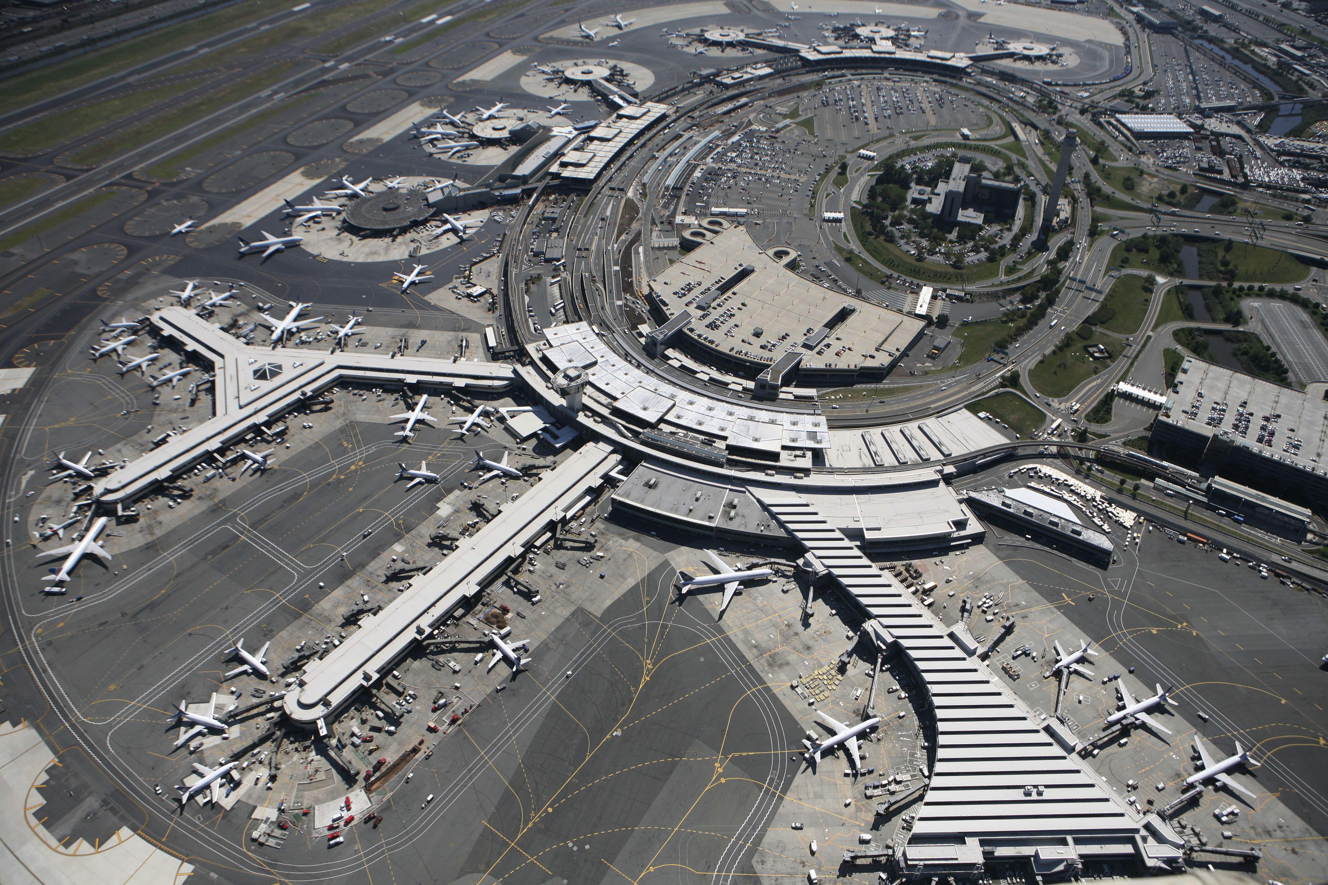 Beat The Newark Airport Parking Chaos: Uncover The Corporate Parking Secret