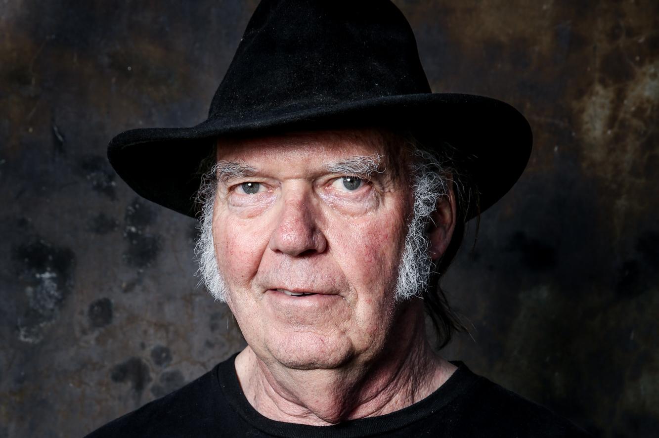 Neil Young announces May 18 solo show at the Fox | The Spokesman-Review1333 x 886