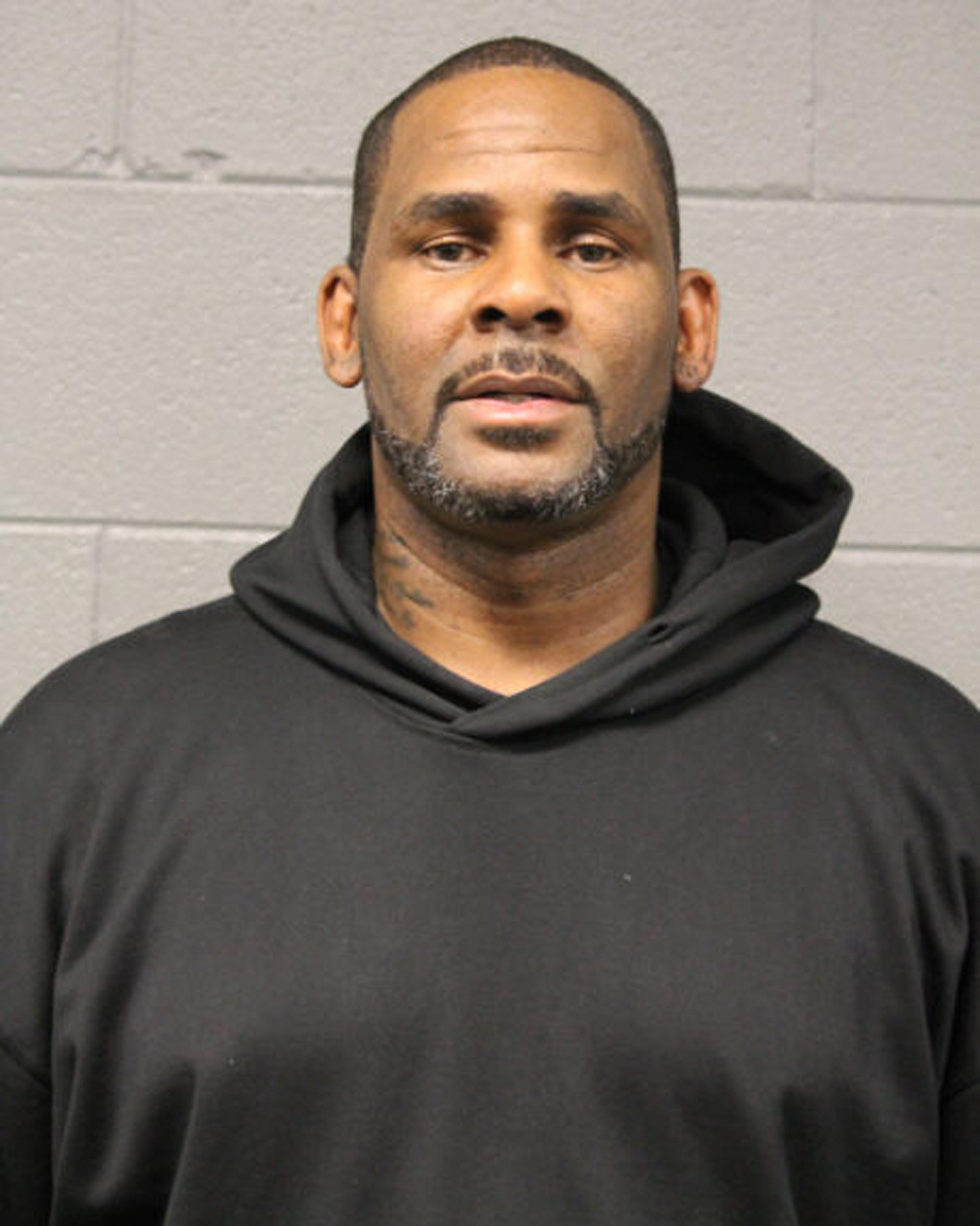 prosecutors-paint-dark-portrait-of-manipulative-r-kelly-the