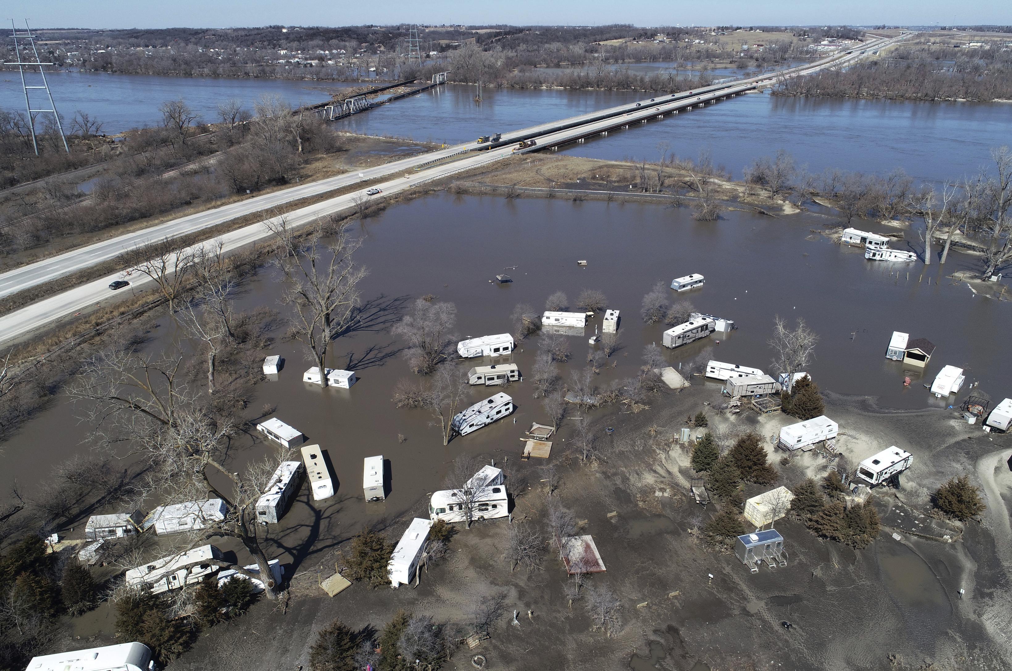 Unprecedented spring flooding possible, US forecasters say The