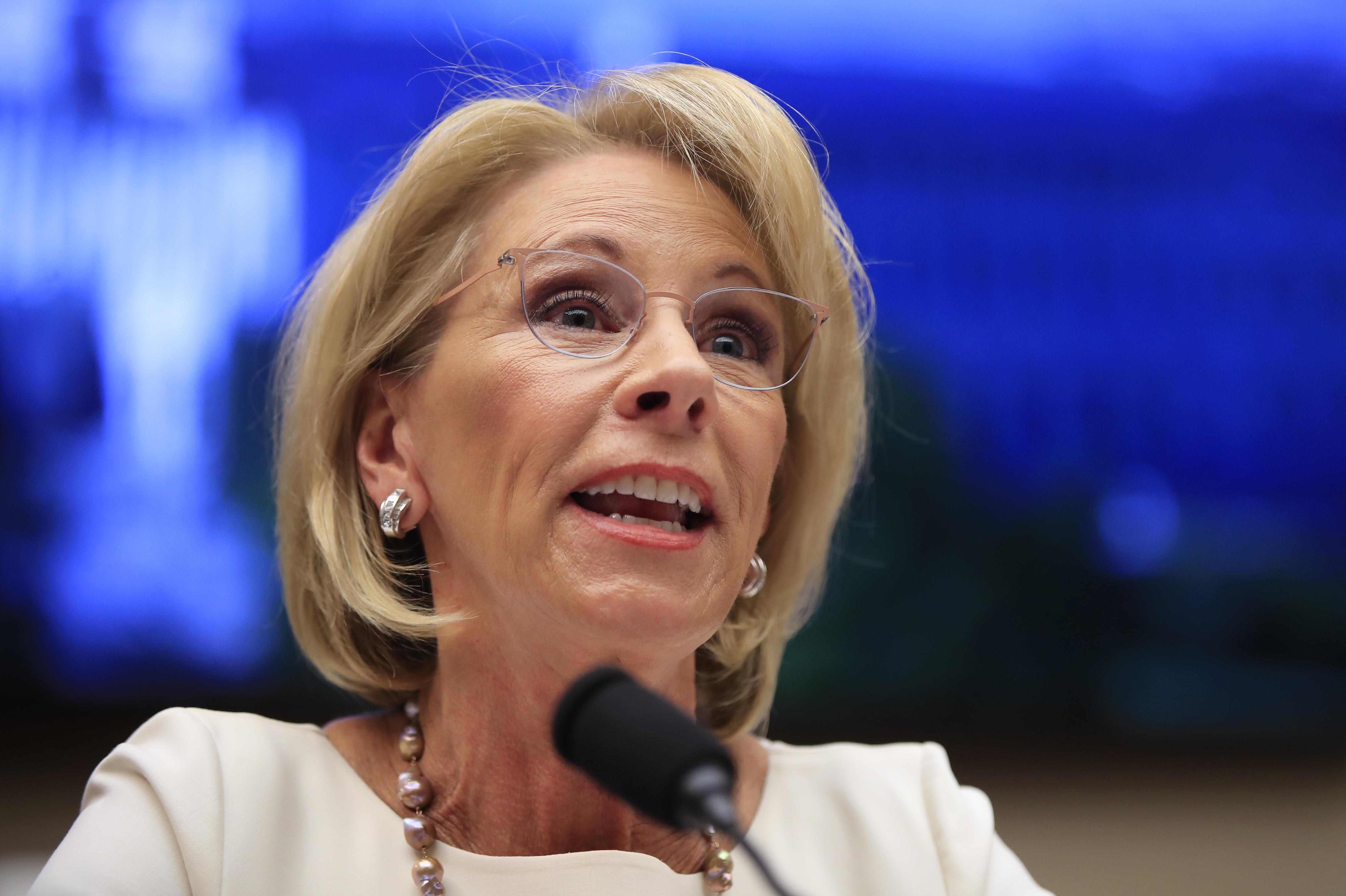 Special Education Chiefs To Devos Dont >> High School Journalists Were Barred From A Devos Event So They Took Special Education Chiefs To Devos Dont >> High School Journalists Were Barred From A Devos Event So They Took
