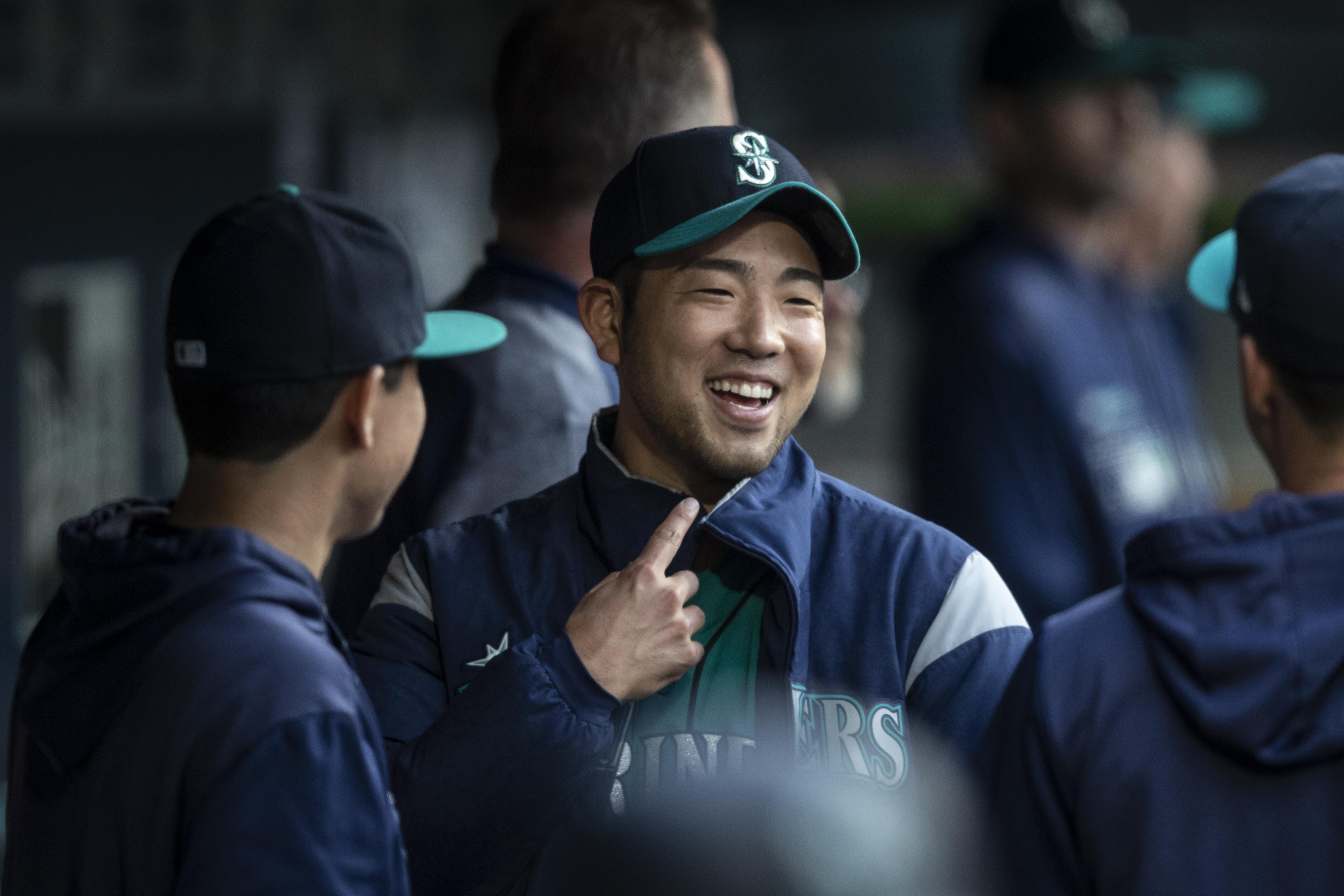 Mariners’ Yusei Kikuchi sought out Cleveland’s Trevor Bauer to talk