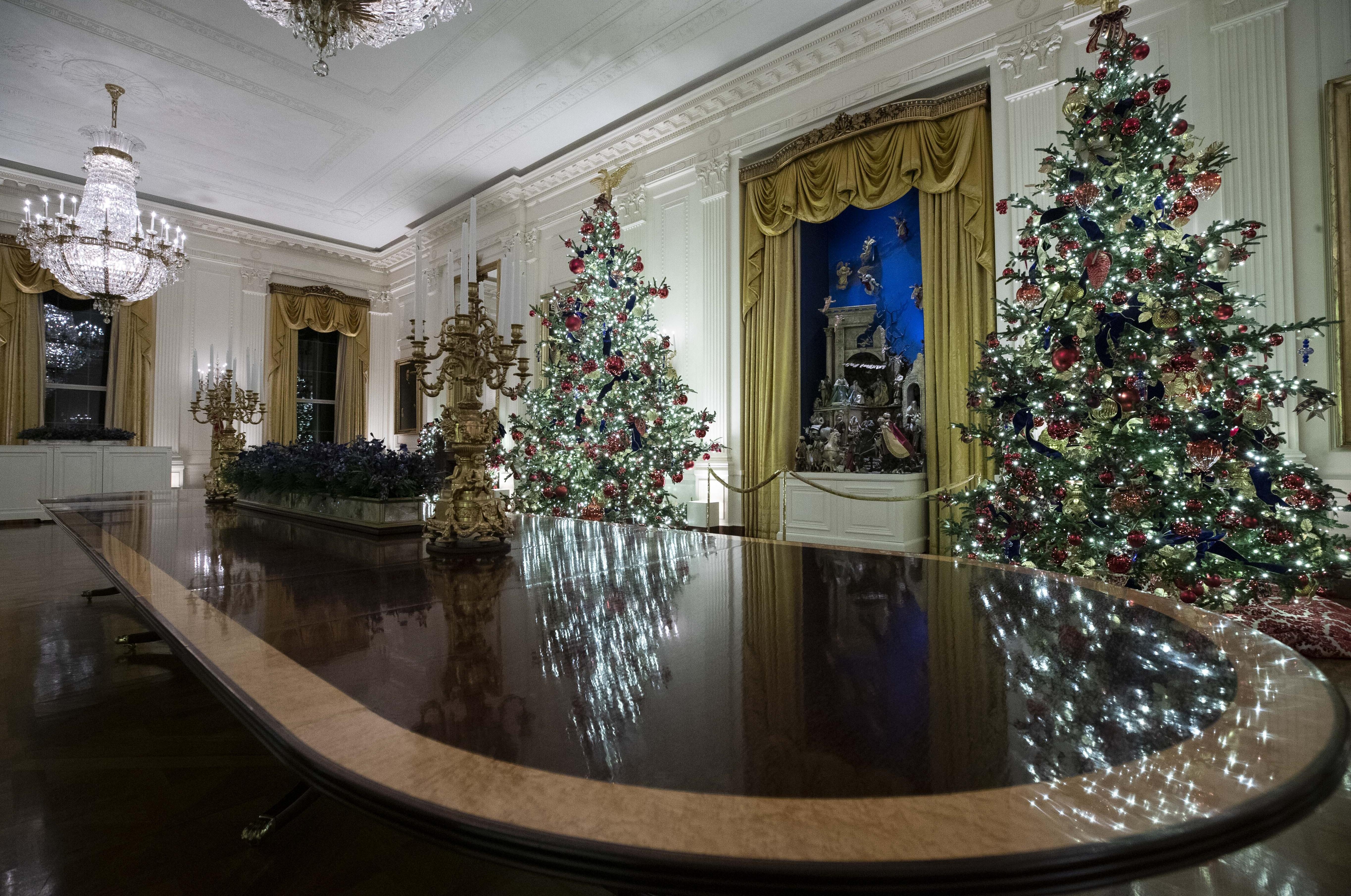 Patriotism Is The Theme Of Christmas At The White House