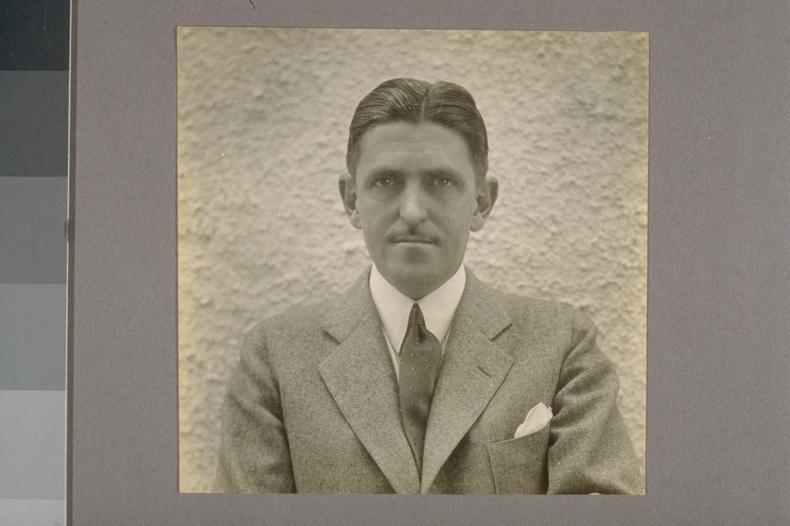 Sidney Howard, the script writer