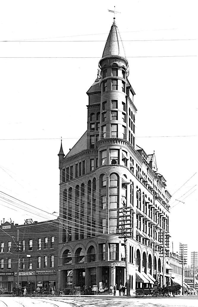 Historical photograph of the Spokesman-Review tower