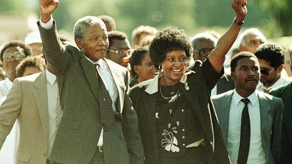 Nelson Mandela leaves Victor Verster prison near Cape Town accompanied by his wife, Winnie, on Feb. 11, 1990. Photo from Media 24.